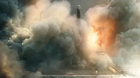 赫伊森大笑队友受伤引争议 西甲直播专家推荐引关注